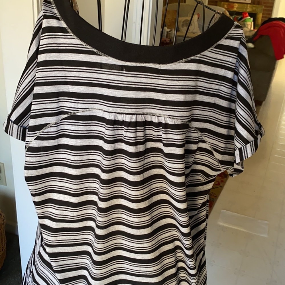 OP “HOST PICK” OP women’s BLACK & GRAY top XL